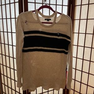 American Eagle women’s frayed sweater beige/black